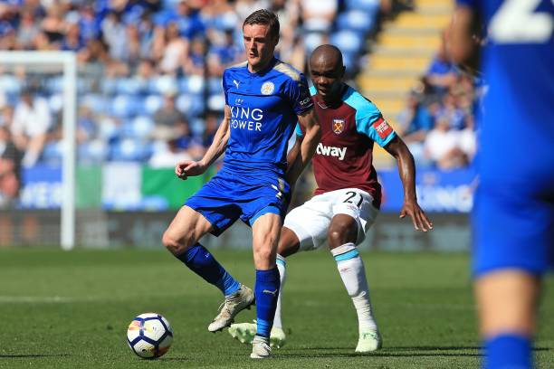 场上的任何 场上的任何