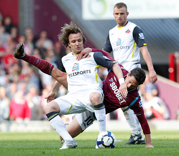 仅仅出现在 仅仅出现在